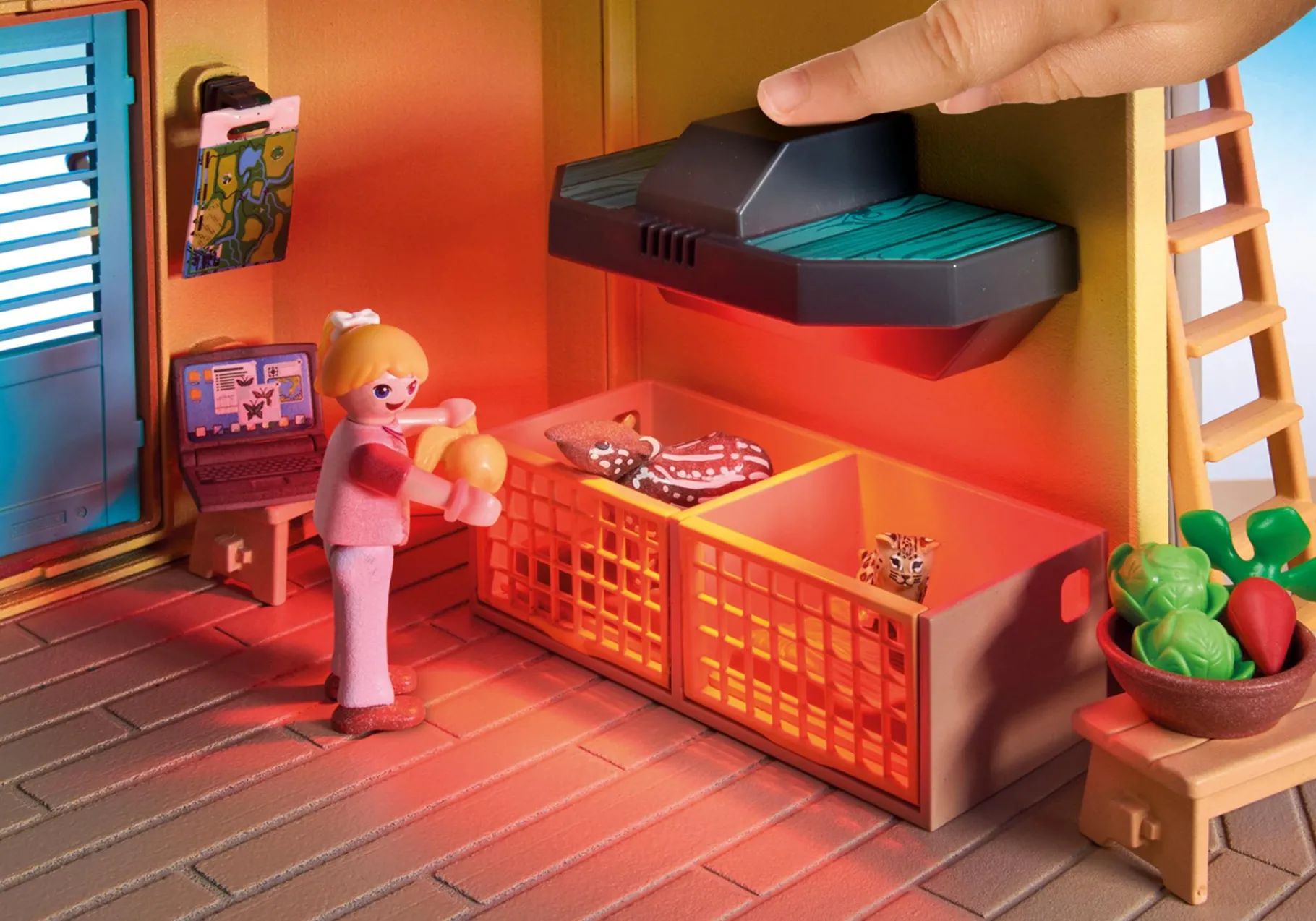 Wiltopia - Tierpflegestation-PLAYMOBIL Cheap